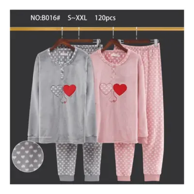 B016 Pijama de Señora Coralina